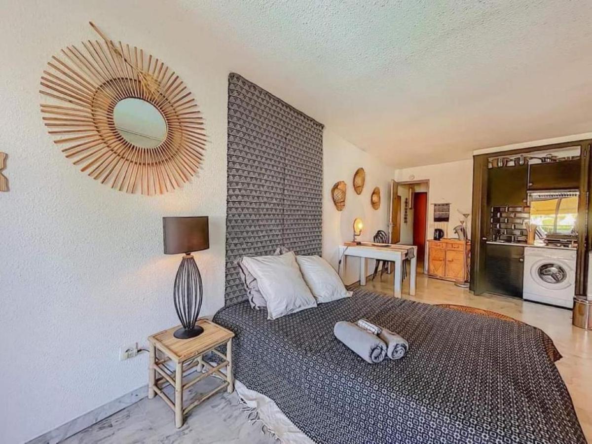 Le Soupir Des Palmiers. Ideal Couple, Piscine, Mer La Grande Motte Exterior photo